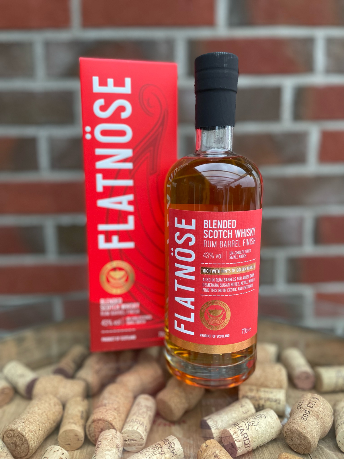 Flatnöse Blended Scotch Whisky mit Rum Finish